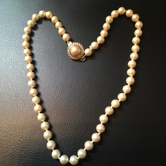 Ralph Lauren necklace - Picture 1 of 5